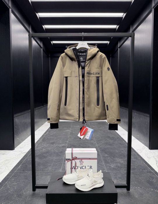 Geaca Moncler - calitate premium