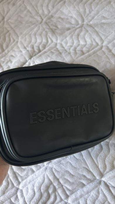 Essentials сумуа