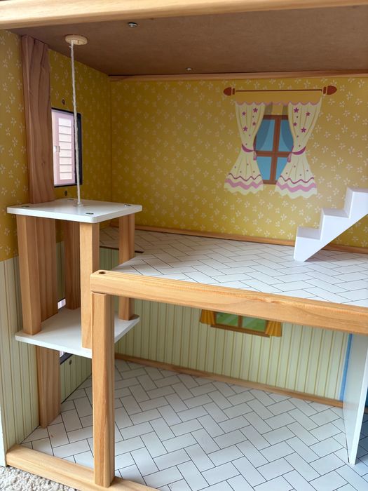 Детска къща за кукли