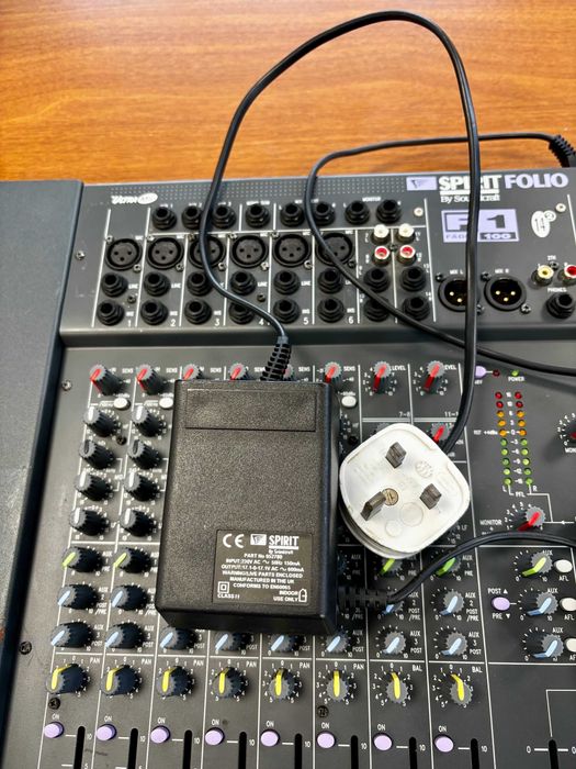 Миксер Soundcraft Spirit Folio F1 14/2