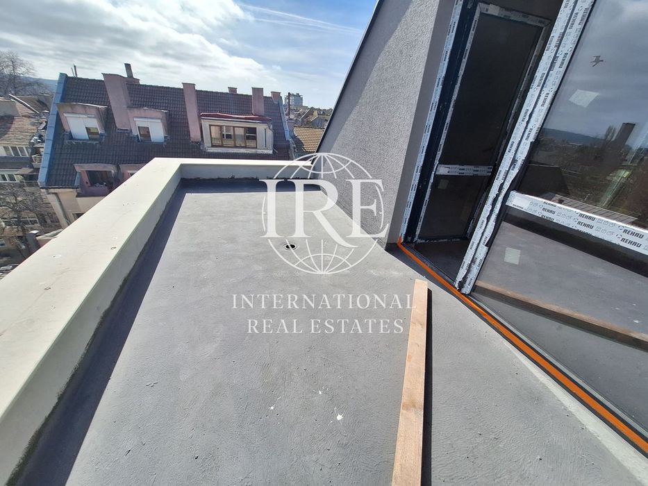 3-стаен в Варна-Окръжна болница площ 218кв.м. цена 360000