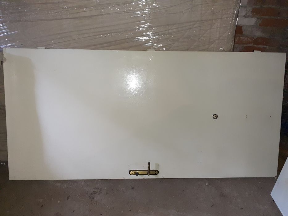 Дървена външна врата