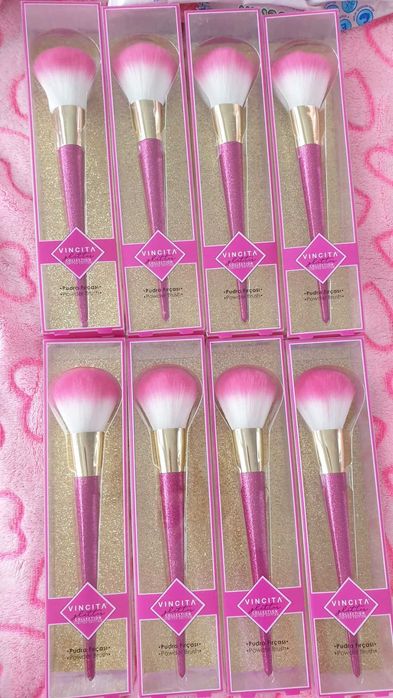 Професионални четки за грим