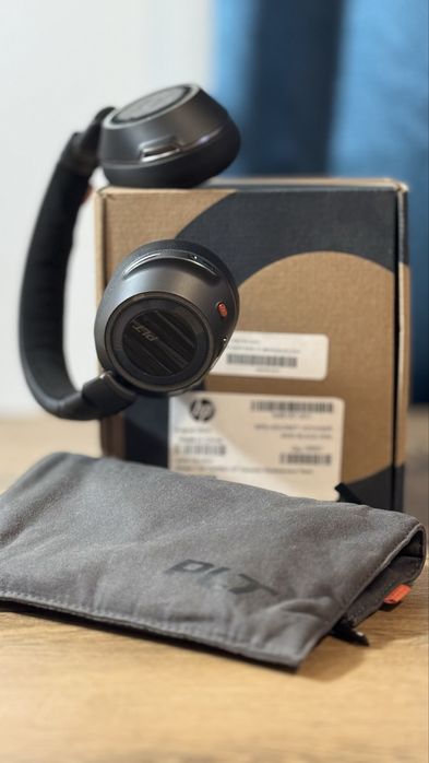 Plantronics Casti Bluetooth Wireless Voyager 8200 UC Black, Noi