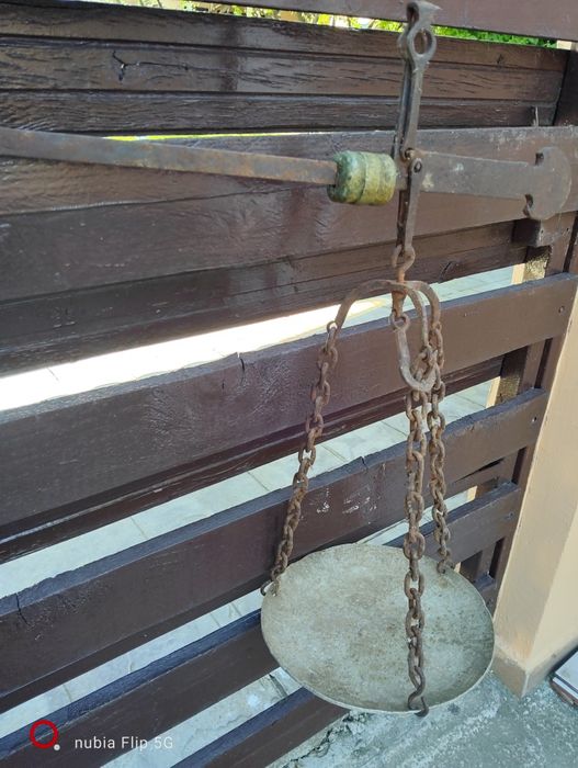 Vand balanta anul  fabricatiei1947