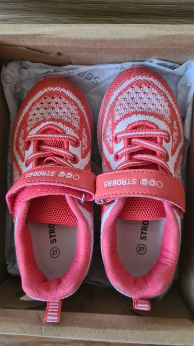 Кроссовки STROBBS