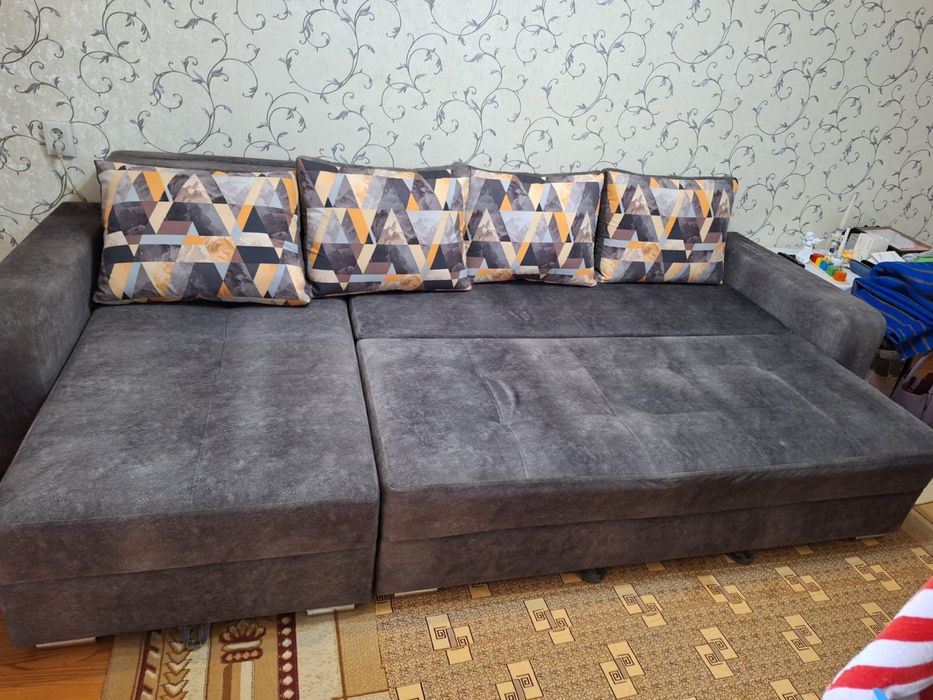 Продам диван