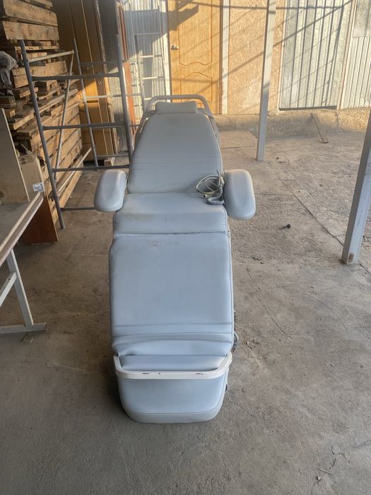 Продаю стоматологический кресло