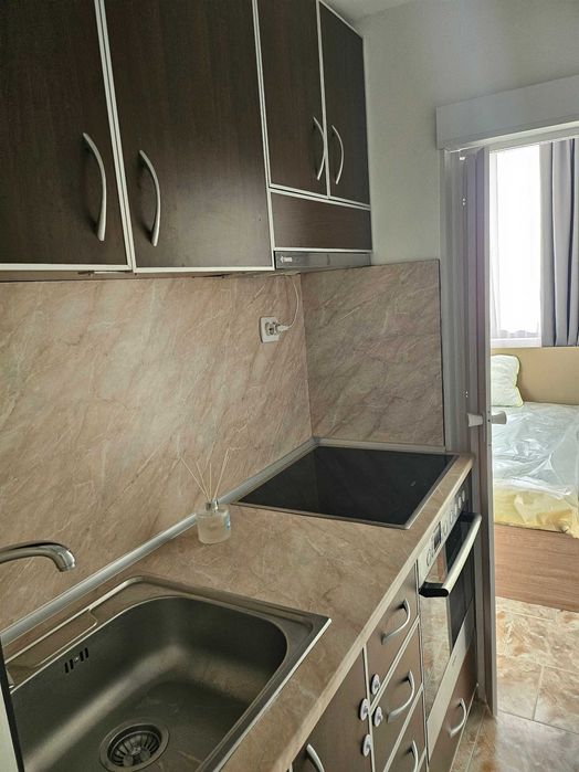 Двустаен, новообзаведен след основен ремонт