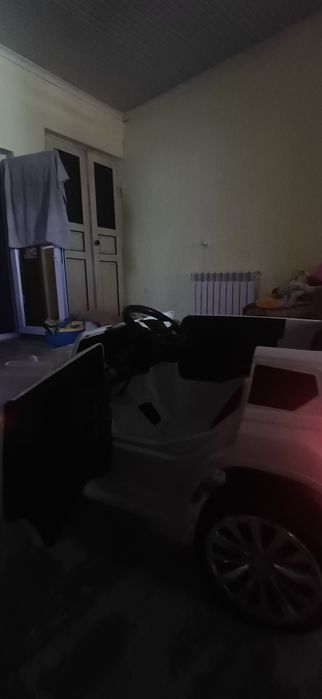 Продается машина с пультом