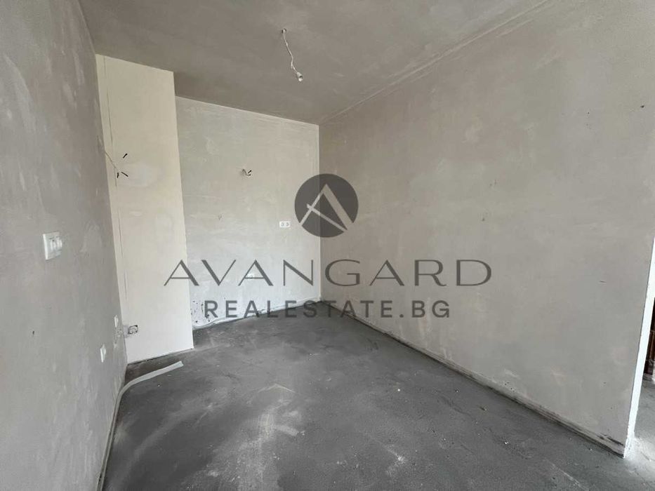 Продава се Двустаен апартамент в Пловдив, Кършияка - 80 кв.м за 2000 €/кв.м - Снимка #3