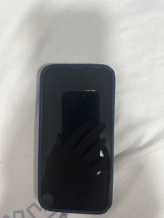 Vand iphone 13 utilizat
