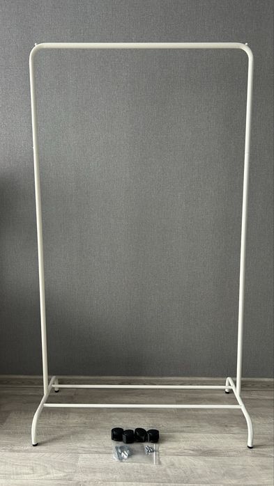 Стойка для одежды напольная