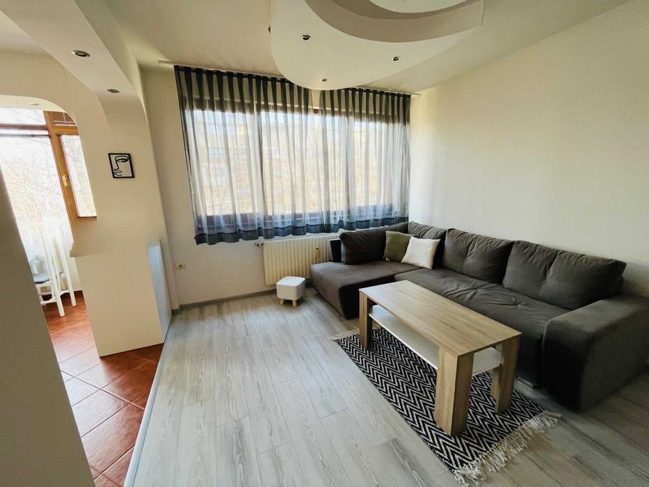 Дава се под наем Тристаен апартамент в София, Борово - 79 кв.м за 714 € - Снимка #1