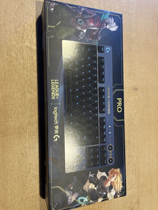 Клавиатура Logitech G Pro LoL