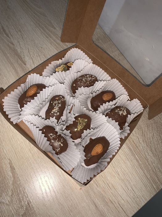 Финики в шоколаде