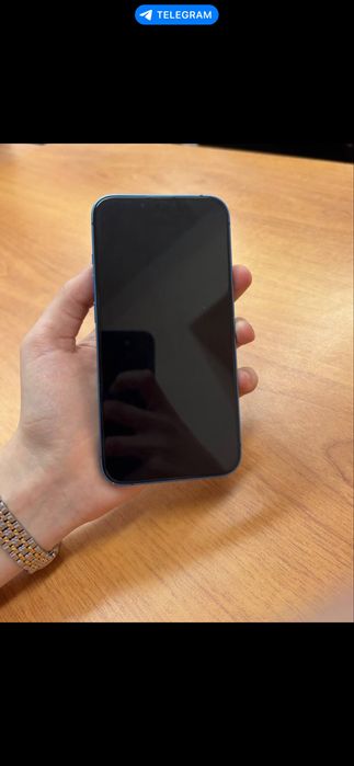 Продам Айфон 13 на 512 гб