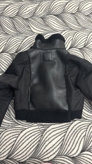 Куртка в идеальном состоянии