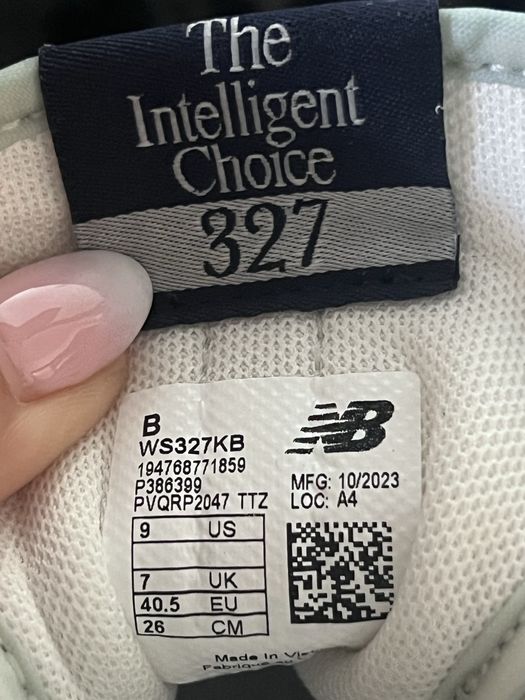 дамски маратонки New Balance 327 – модел WS327KB