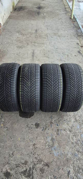4 anvelope iarna ca noi Pirelli 285/35/22,dot 2023.Pret/bucata.