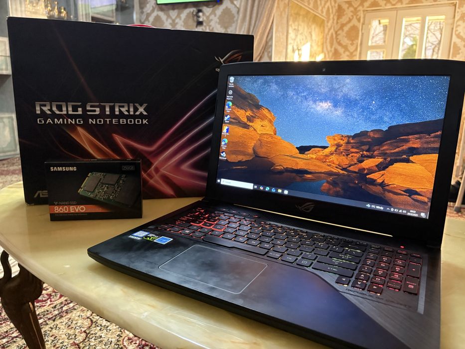 ASUS ROG Strix GL503 -i7, GTX1050Ti, 16GB RAM, SSD+HDD, gaming