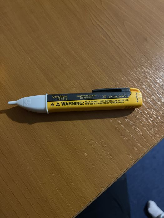 FLUKE T90 voltage tester si FLUKE  Volt Alert 1Ac-E 2