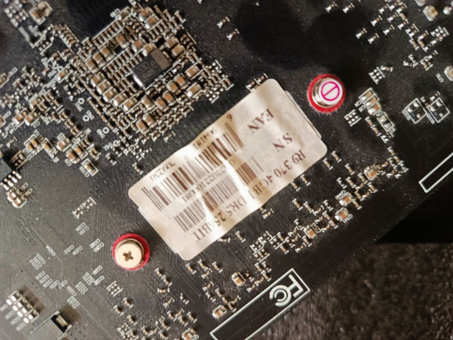 Placa video AMD R9 370 4GB