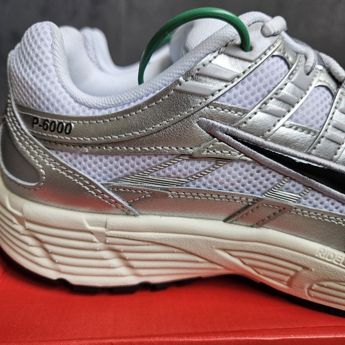 Кроссовки Nike P-6000 'White Metallic Silver Flat Silver' оригинал