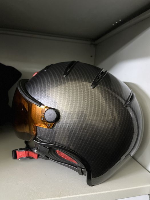 Шлем лыжи сноуборд