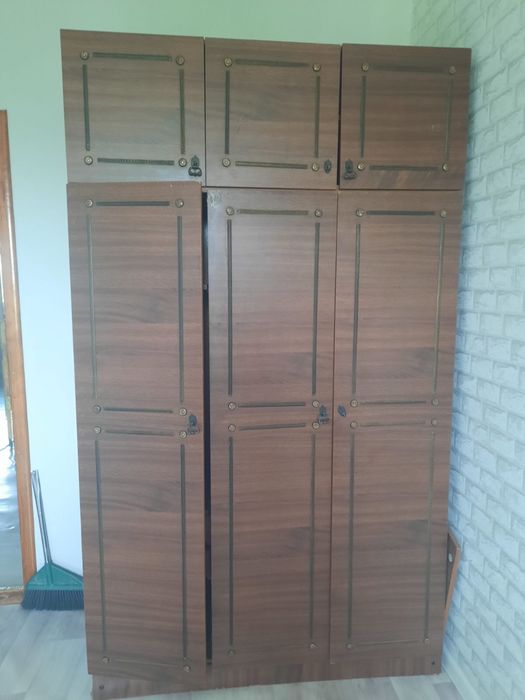 Продается шкаф 5000тг