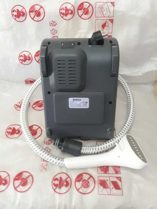 Отпариватель утюг вертикальный OMEGA.Новый практически.