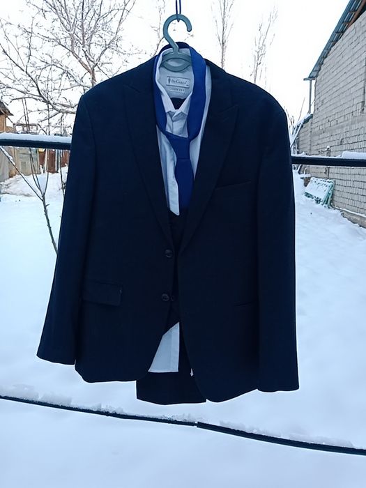 Erkaklar kostyum shimi