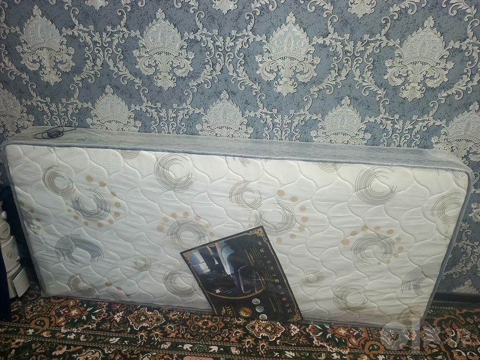Matras sotiladi ishlatilmagan pachka