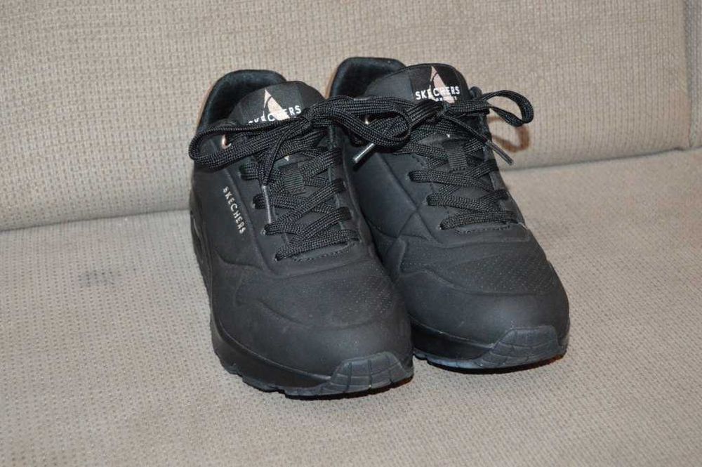 Skechers Uno - Stand on Air Damă – Negru cu Detalii Rose Gold – Mărimea 37