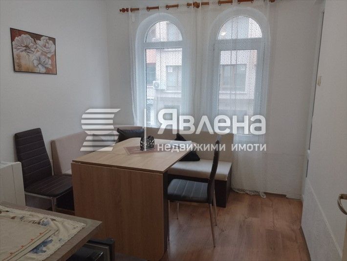 Дава се под наем Двустаен апартамент в Бургас, Възраждане - 55 кв.м за 280 € - Снимка #5