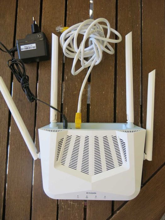 Двубандов Wi-Fi 6 Рутер D-Link Eagle Pro AI AX1500 (R15)