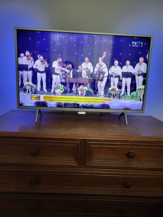 TV Philips 32 PFS 6402/12 dual ambilight