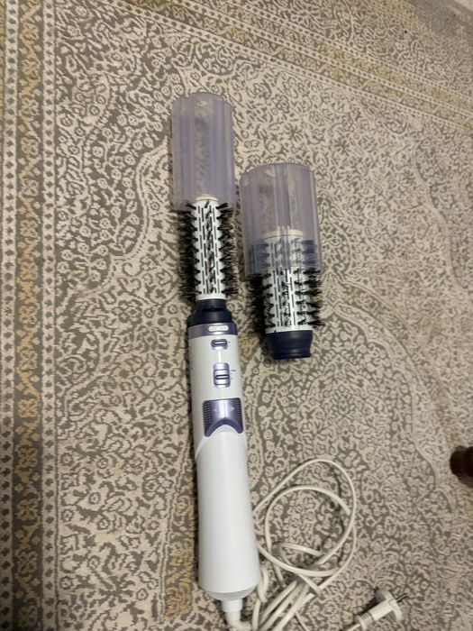 Perie rotativa philips pe vaza de ioni de argint si feon Remington  cu trei setari de temperatura Nou