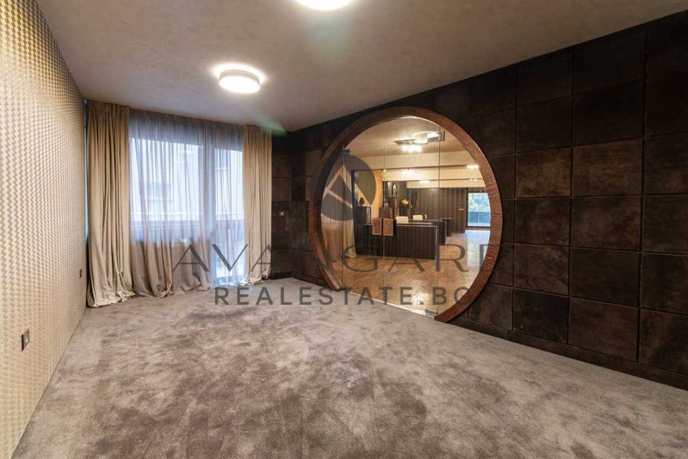 Продава се Офис в Пловдив, Център - 277 кв.м за 2206 €/кв.м - Снимка #10