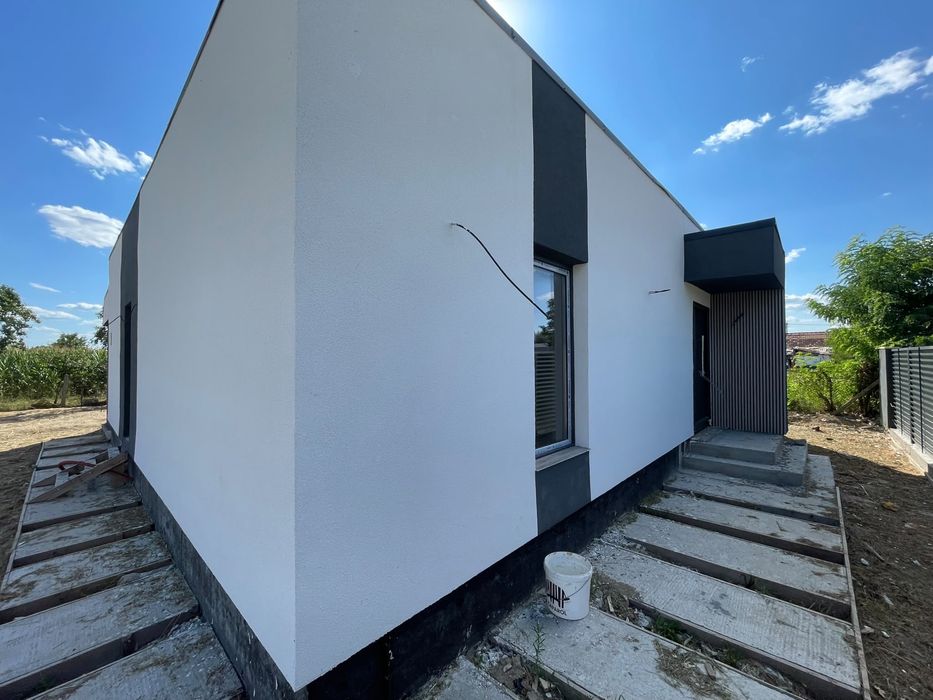 Proprietar vand casa
