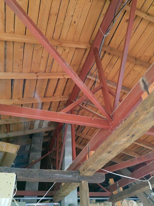 Продава се сглобяема къща с метална конструкция – 120 кв.м за демонтаж