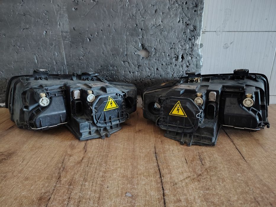 Faruri Xenon Audi A4 B6 2000-2004 Valeo D1S/H7 second hand