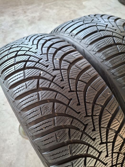 2 Anvelopele de iarnă 205 55 r16 Goodyear