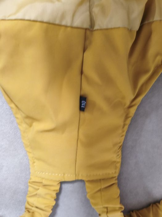 Продаю куртку осень зима