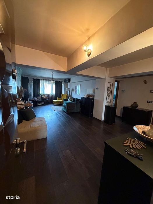 Vand Apartment 3 camere Bulevardul Uniri