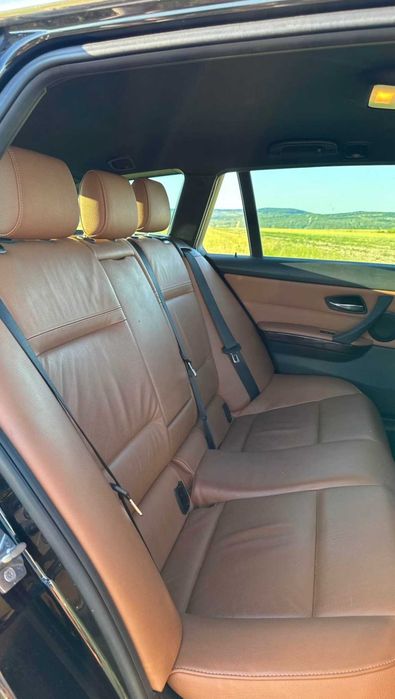 BMW Seria 3 E90 2010 318d