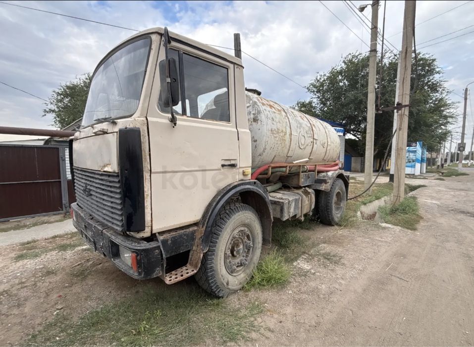 Продам МАЗ 5551