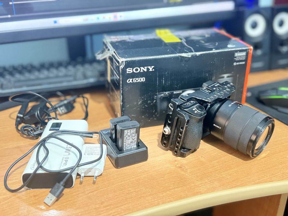 Sony a6500.