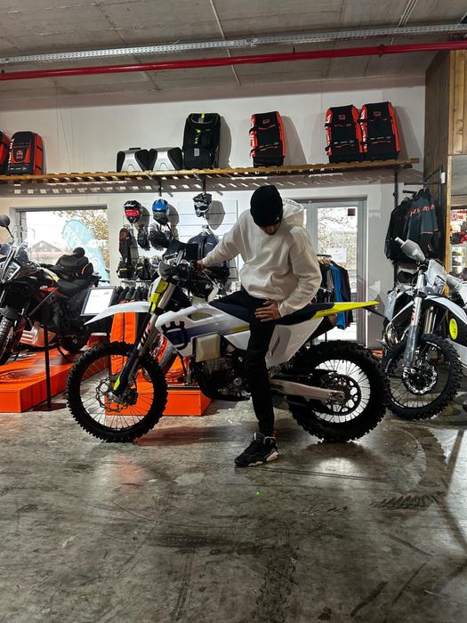 Vând /Schimb Husqvarna FE 450 2024 – Stare Excepțională – Prim Proprietar