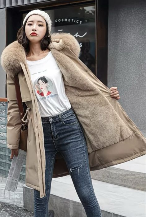 Продам новые куртки